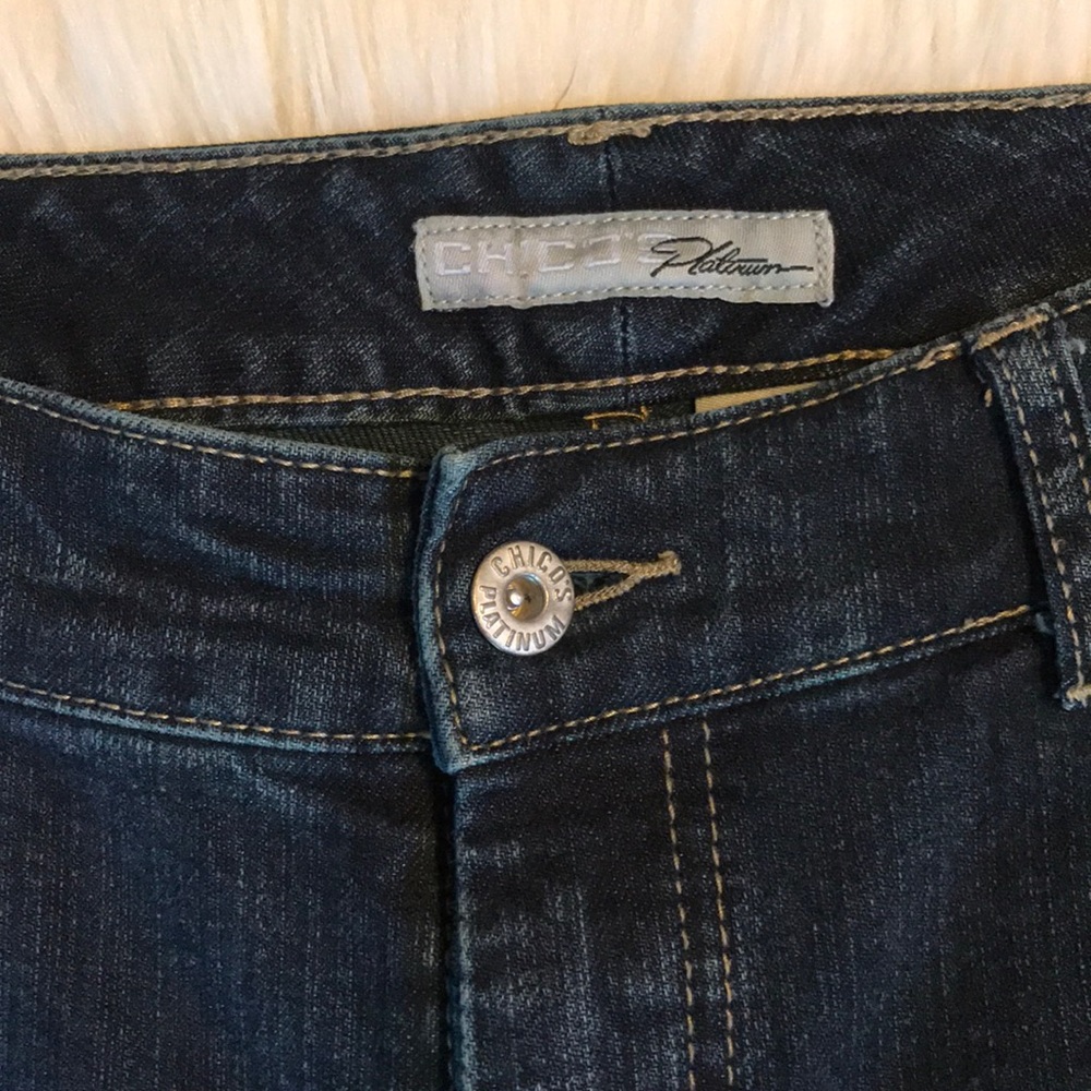 Chico’s Platinum Bootcut Size 1 Short Jeans - Picture 2 of 7
